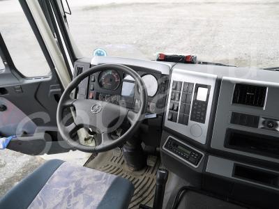   Shacman SX5256GJBDR384